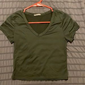 Women’s green crop top t-shirt